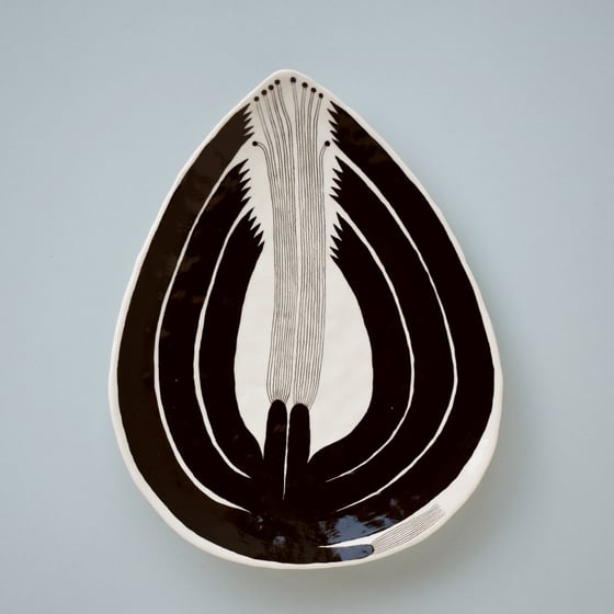 Image of Black Flower Plate