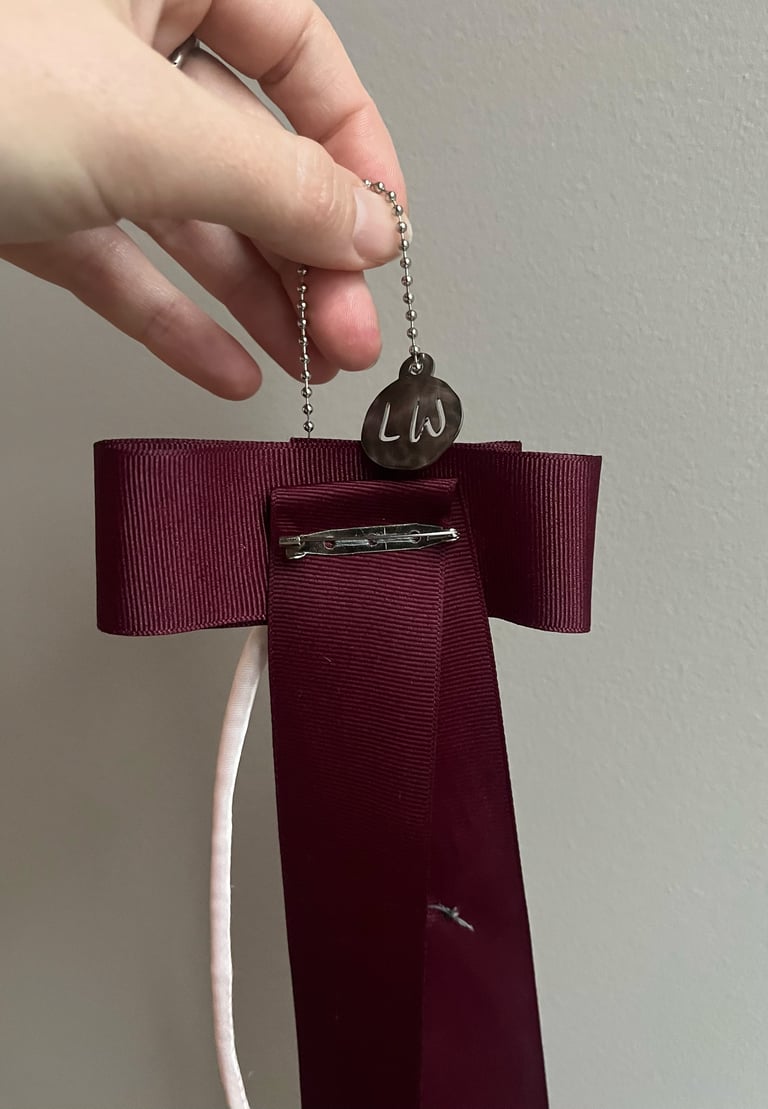 Burgundy Pink Brooch Charm Image 5