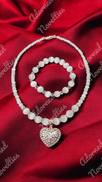 Image 1 of ANA826229 - White Cat Eye Jewelry Set