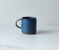 Image 2 of Cortado mug in Teal Blue