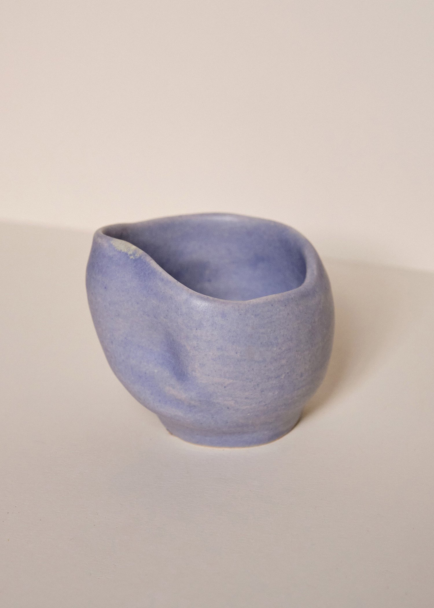 Image of Taza Wabi in Blue-Lilac