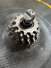 Image 2 of Mavic Comete 700C 7-speed rear wheel