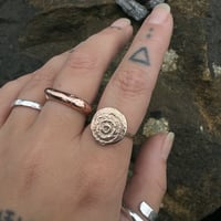 Image 1 of 9ct gold spiral button ring