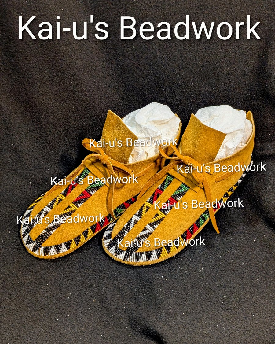 Image of Men's Size 7½ (Women's Size 9)