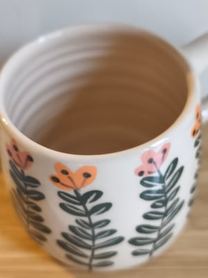 Image of   Petite  tasse anse fleur 