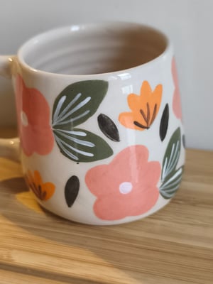 Image of  Petite  tasse anse grandes fleurs 