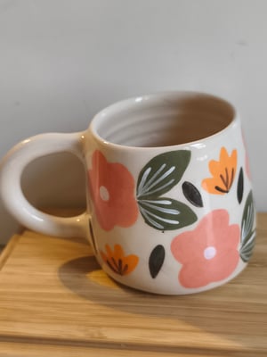 Image of  Petite  tasse anse grandes fleurs 