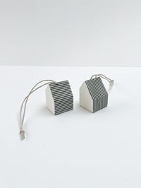 Image 2 of House bauble 3.5cm 2 to choose from