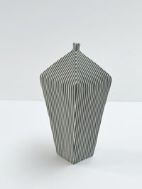 Image 1 of Tapered vessel with stripes 9.5cm
