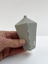Image 4 of Archive piece : Tapered vessel with stripes 10.5cm