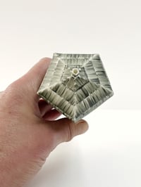 Image 5 of Archive piece : Pentagonal straight sided vessel with brush strokes 12.5cm