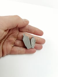 Image 5 of Tiny tapered vessels : 2 choices 