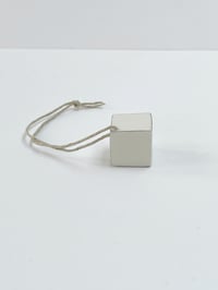 Image 2 of Hanging cube with drawn markings 1.5cm