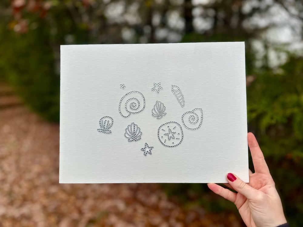 Image of Bedazzled Seashells 