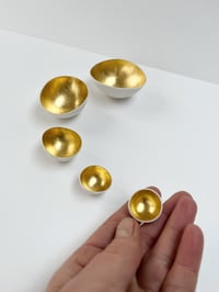 Image 3 of Gilded bowls. 5 sizes