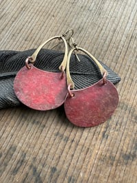 Image 6 of Mixed metal brass and copper earrings. n18