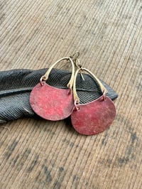 Image 22 of Mixed metal brass and copper earrings. n18