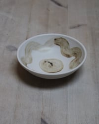 Image 2 of Daisy snack bowl 