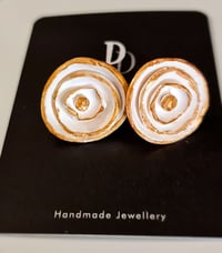 Image 3 of Stud Earrings - Summer Roses  (PCE037)