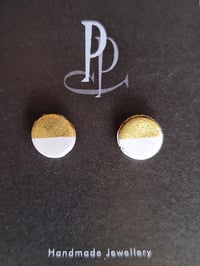 Image 1 of Stud Earrings - Small White and Gold Studs (PCE043)
