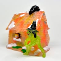 Image 3 of Gingerbread House Circus Peanuts 1