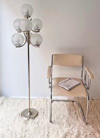 Image 6 of LÁMPARA DE PIE CON SIETE GLOBOS CON RELIEVE, AÑOS 70