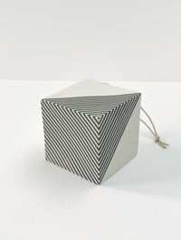 Image 1 of Hanging cube with stripes 4.5cm