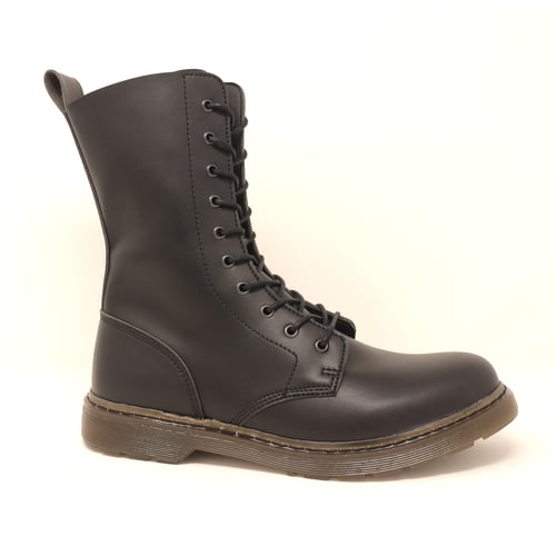 Image of Kouprey - Black and Black