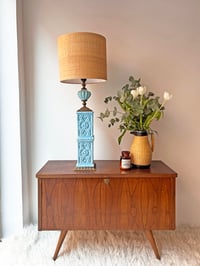 Image 1 of PIE DE LÁMPARA CERÁMICA AZUL CON BRONCE, AÑOS 60