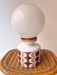 Image 5 of LÁMPARA DE MESA CERÁMICA ESTAMPADA CON GLOBO, AÑOS 60