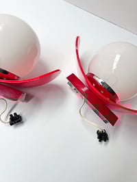 Image 7 of PAREJA DE APLIQUES EN ROJO Y BLANCO, AÑOS 60