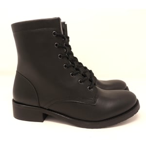 Image of Buckthorn - All Black Zipped