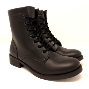 Image of Buckthorn - All Black Zipped