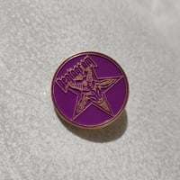 Pentagram pin (fuchsia)