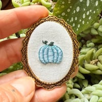 Image 10 of Broche citrouille 🎃