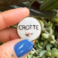 Broche crotte #2