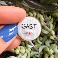 Broche gast (petite) #1