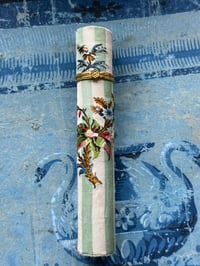 Étui à secrets soie XVIII ème /24