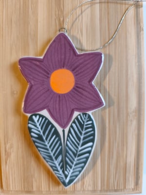 Image of Suspension fleur violette 