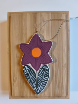 Image of Suspension fleur violette 