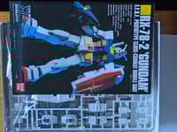 Image 2 of Bandai HGUC RX-78-2 Gundam (2001 release, HGUC No. 1 / Skill Level 3)
