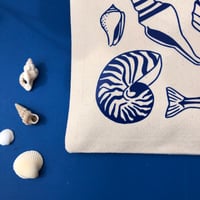 Image 4 of Pochette Coquillage