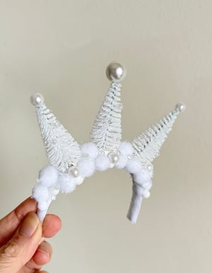 Image of Snowy Christmas Trees Tiara Headband in White for Blythe Dolls 