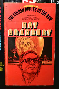 GOLDEN APPLES OF THE SUN - BRADBURY - PULP PB
