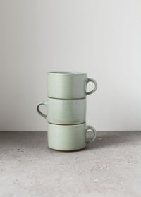 Image 3 of Short mug in Light green