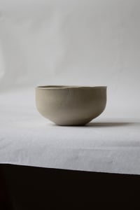 Image 4 of tasse empreinte beige