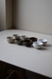 Image 1 of tasse empreinte beige