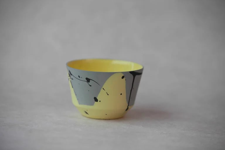 Image of  Mjøsen koppen_ grå og gul