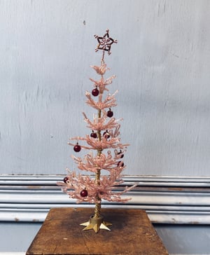 ‘Rosa jul’ perlejuletræ