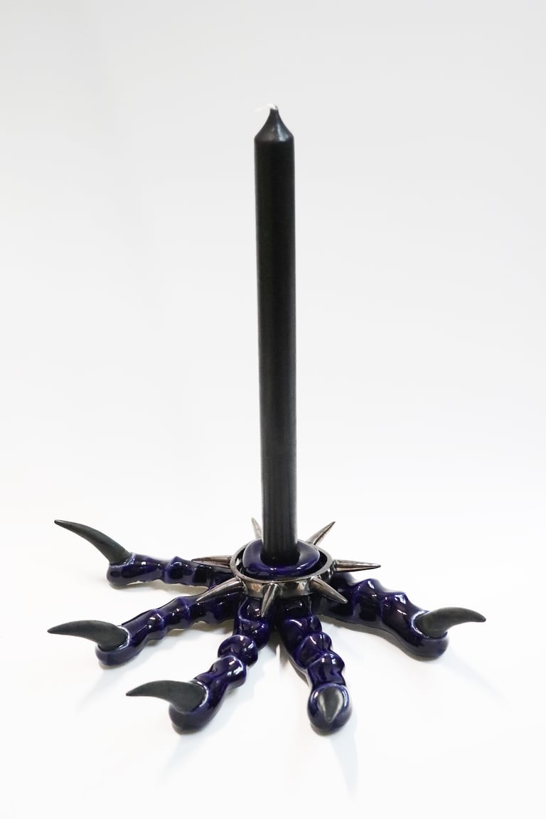 Paradox Paw Candlestick 